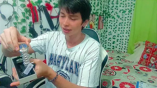 Andy_gray on StripChat