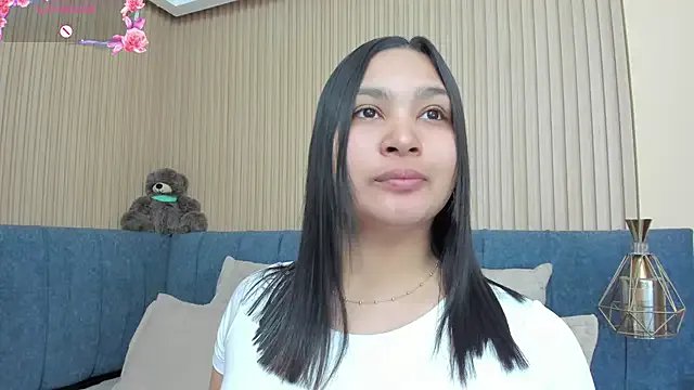 angel_ponce — put ice on my tits