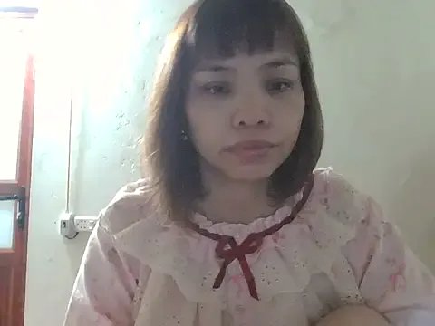 Angela-Eira on StripChat