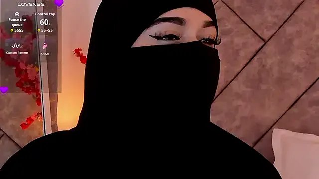 anna-henao on StripChat