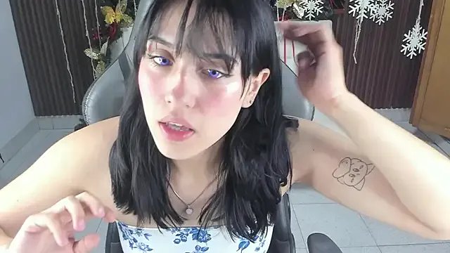 Anna17_ on StripChat