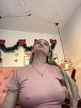 antonella87 on StripChat