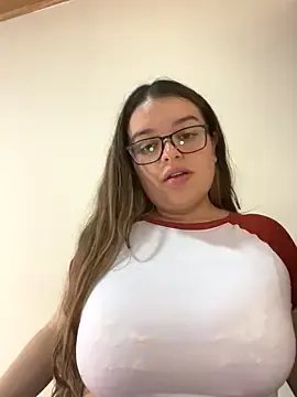 Aphrill on StripChat