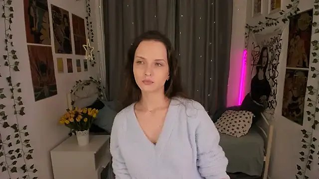 Ariadna_Shy on StripChat 