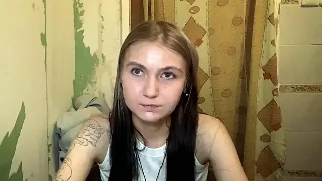 ArianeBhayani on StripChat 