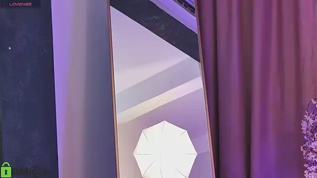 AriannaLure on StripChat