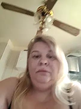 AriannaMilf — Show milk&blowjob!!!