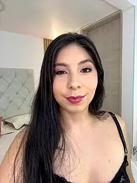 Ashley-Whitee on StripChat