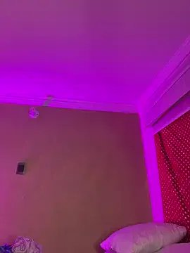 aurora_divine — NORA toy control 10 minutes