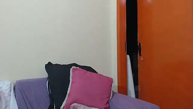 ayanahot_ on StripChat