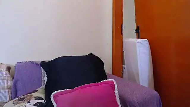 ayanahot_ on StripChat