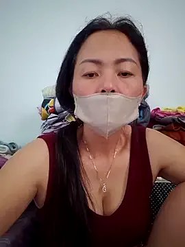 Baby-sexytits18 on StripChat 