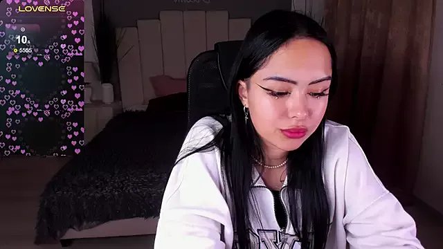 baby__kim on StripChat 