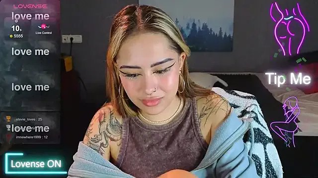 baby__kim on StripChat 