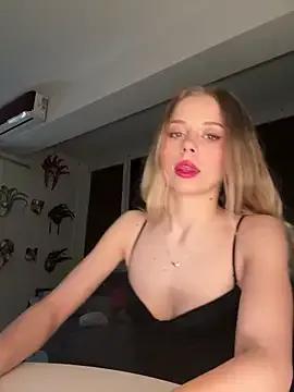 BabyAnais — fingering sexy