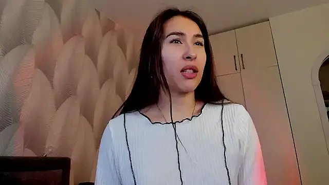 Bambiii_bby on StripChat