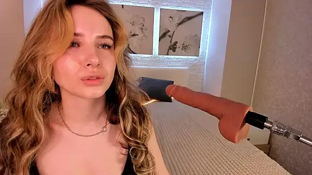 Betty_June on StripChat 