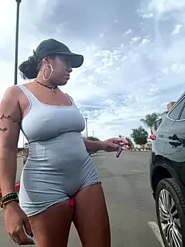 Bigbuttbrooklynn — finger my pussy in Public @GOAL :fire: