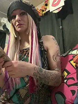 blondebarbiebae — Freechat on StripChat