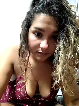 BrendaGirs on StripChat