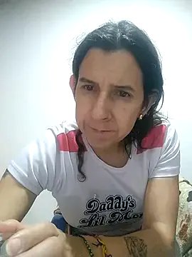 Cameron_puppy on StripChat