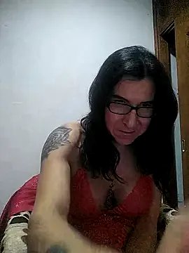 Cameron_puppy on StripChat