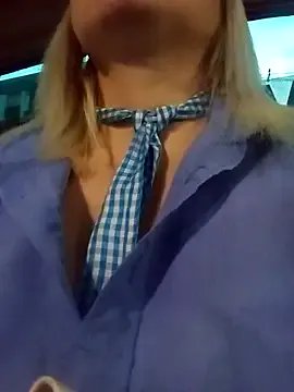 CandieGilson__ on StripChat