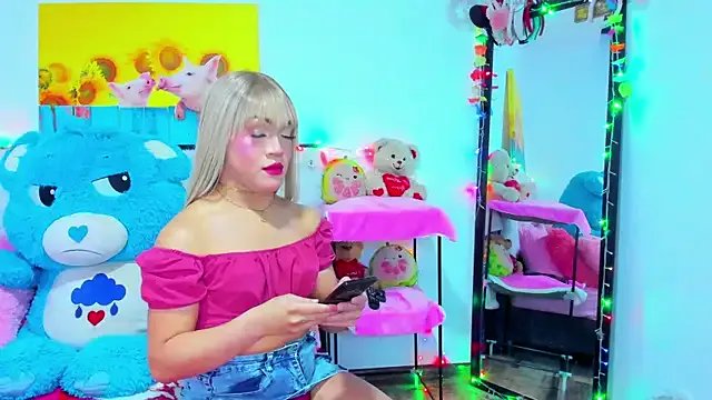 Candy_Candy__ on StripChat