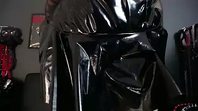 Carla_Phoenix on StripChat