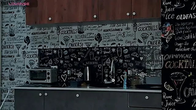 Celine_Faer1 on StripChat