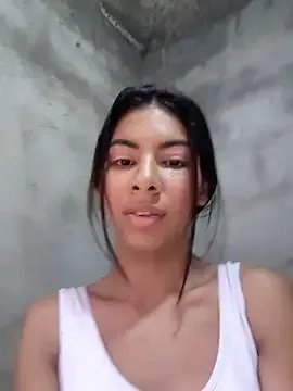 chaparritahot99 on StripChat
