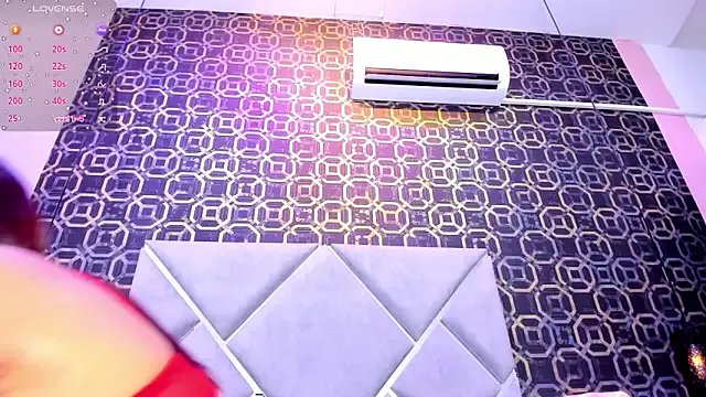 CherryBlossom23 on StripChat