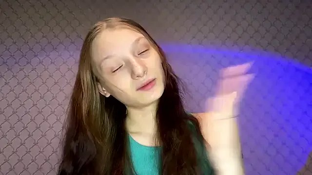 Cleonoth2o on StripChat