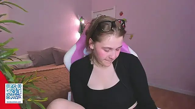 Colleen_Blake on StripChat 