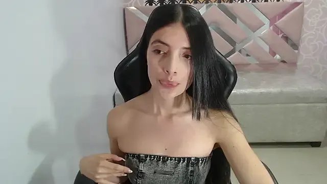 cynthia_ch on StripChat