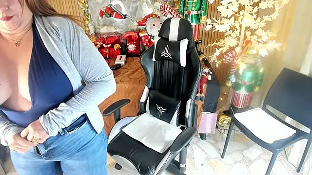 Danna_topless on StripChat 