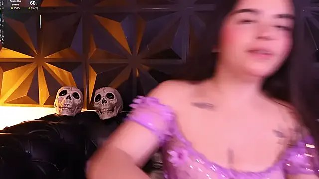 DaphneGlas on StripChat