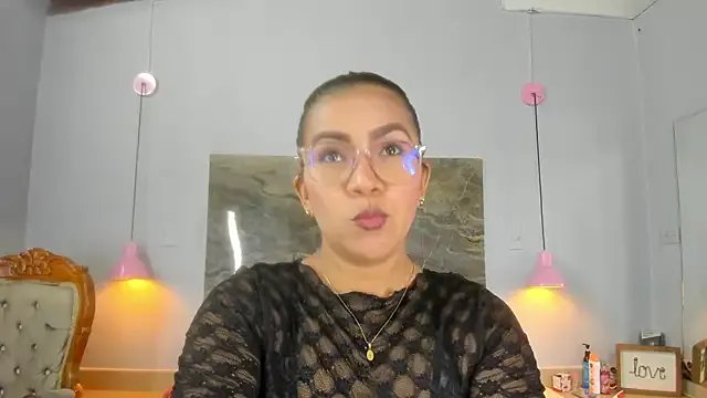 Darla_Jackson on StripChat