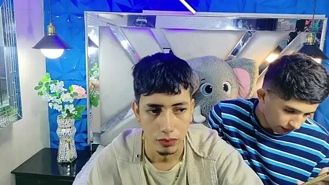 darwinandbrayann on StripChat