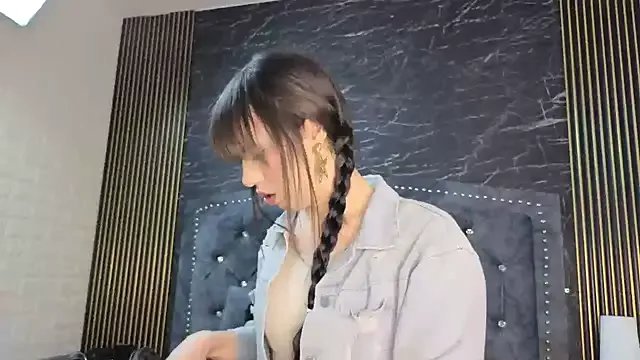 diosagolden on StripChat