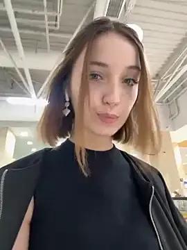 DollyTall on StripChat 