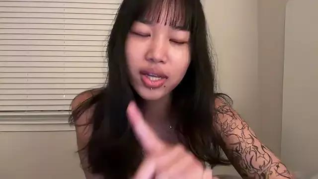 donna_creamteam on StripChat