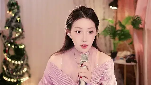 Dou-Dou-er on StripChat