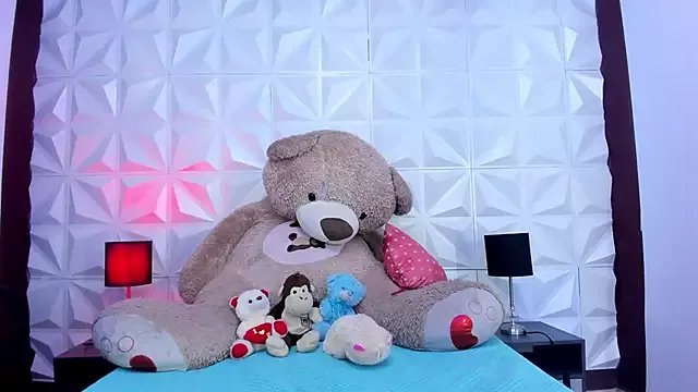 Dulcex69 on StripChat