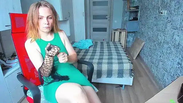 DUSSY_PUSSY on StripChat 