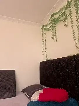 Ebony_love07 on StripChat