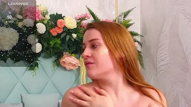 EllieGarson on StripChat 