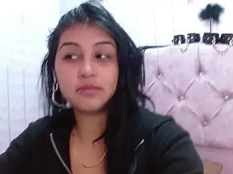 Emiily_Johamson on StripChat 