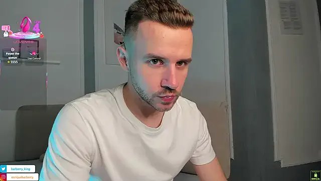 EnriqueBarberry on StripChat