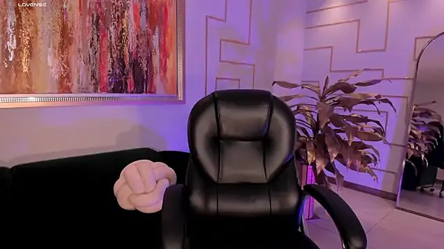 EveBensonX — Turn around and show your back view slow